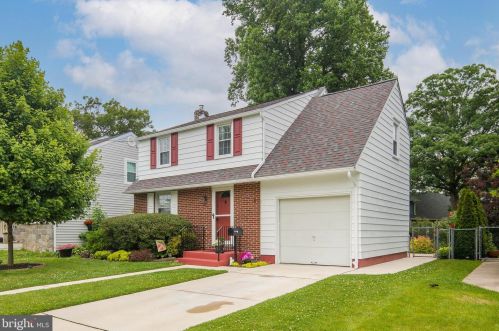 203 Kendall Blvd, Camden, NJ 08107-1127