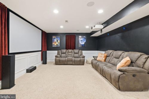 14829 Cox Creek Ct, Haymarket VA  20169-2626 exterior