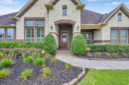 40718 Manor Dr, Magnolia, TX 77354-6742