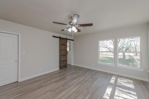 918 Hillcrest St, Denton TX  76201-2407 exterior