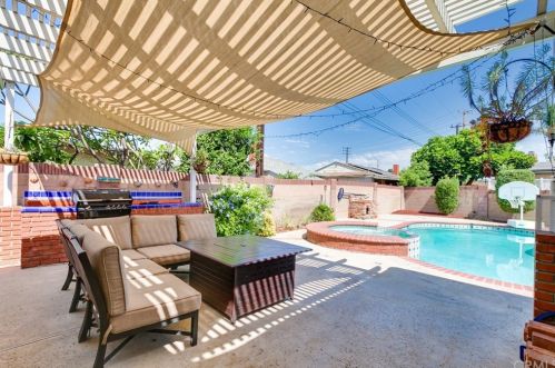11315 Groveside Ave, Whittier, CA 90604-3526