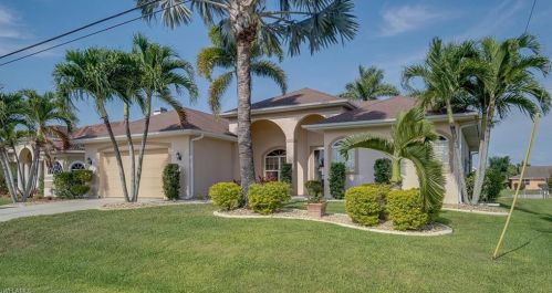 4514 22nd Pl, Cape Coral, FL 33914-6711