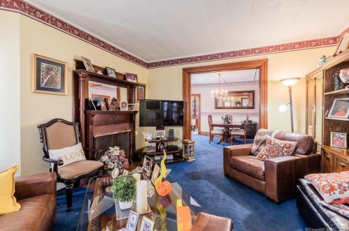 48 Ctr St, United States Coast Guard Ac CT  06320-5344 exterior