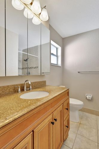 1105 16 St, Boynton Beach FL  33426-5815 exterior