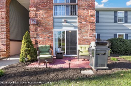 14-4 Providence Ct, East Freehold NJ  exterior