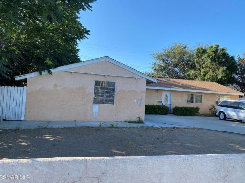 1139 Agnew St, Simi Valley, CA 93065-1912