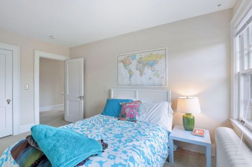 2007 Franklin Ave, Minneapolis MN 55414-3616 exterior