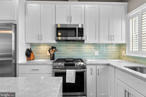 1147 Abbey Pl, Washington DC exterior