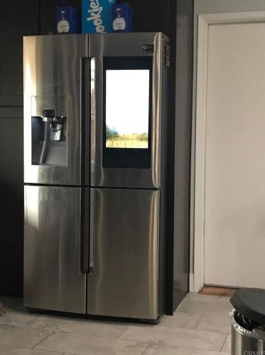 4265 Lochlomond St, San Diego CA 92111-3628 exterior