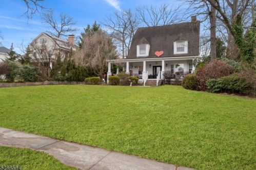 303 Nutley Ave, Nutley NJ  07110-2435 exterior