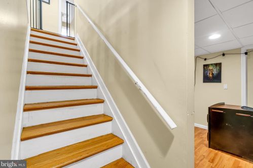 16 Bayberry Rd, Princeton NJ  08540-7417 exterior