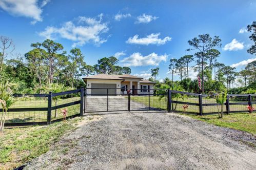 17435 78th Rd, Town Of Loxahatchee Groves FL  33470-2933 exterior