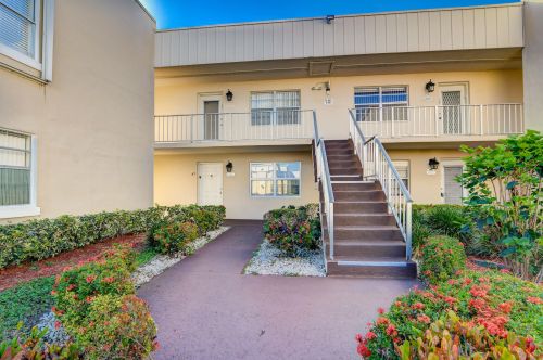 69 Burgundy B, Delray Beach, FL 33484-5419