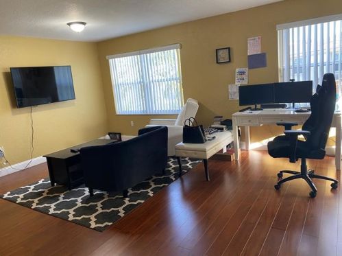 15882 24 St, Hollywood FL 33027-4268 exterior