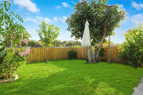 910 Shorewinds, Fort Pierce FL 34949-1537 exterior