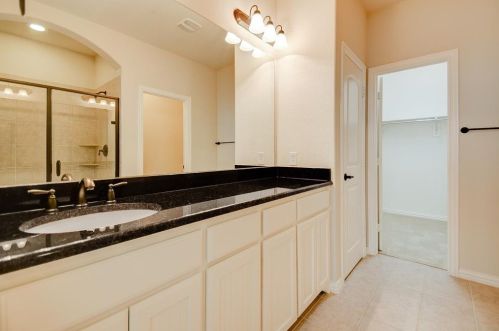 644 Greenville Ave, Richardson TX  75081-4111 exterior