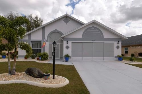 2021 Prestancia Ln, Ruskin, FL 33573-6918