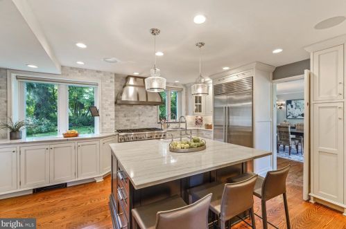 101 Marple Rd, Haverford PA  19041-1027 exterior