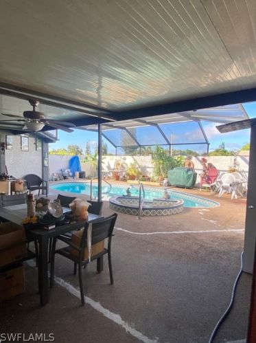 18401 Orangecrest Ct, Lehigh Acres FL 33936-5947 exterior