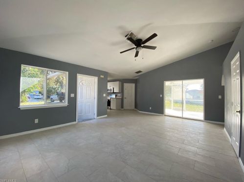 10141 Georgia St, Bonita Springs, FL 34135-4812