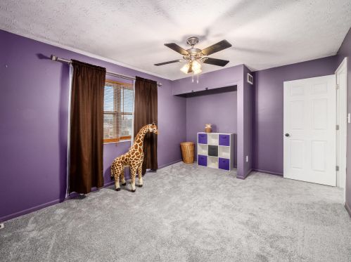 3393 Josephine Cir, Darbydale OH  43123-1813 exterior