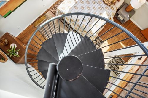 1003 47 St, Oakland CA 94608-3316 exterior