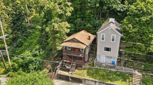 672 Doyle Ave, Whitaker PA  15120-1047 exterior