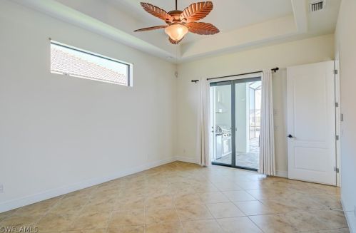 5240 20 Ave, Cape Coral FL  33990-4815 exterior