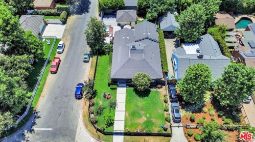 12202 Hartsook St, North Hollywood CA  91601-3961 exterior