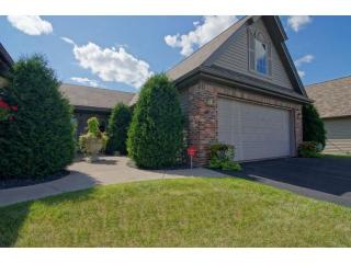 1903 Stone Crk, Hudson, WI 54016-9339
