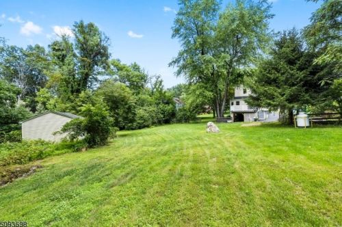 88 Mine Hill Rd, Oxford NJ  07863-3061 exterior