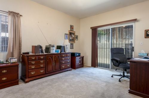 45214 Pickford Ave, Lancaster CA  93534-1382 exterior