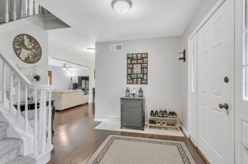 7110 89th Ave, Kenosha, WI 53142-8140