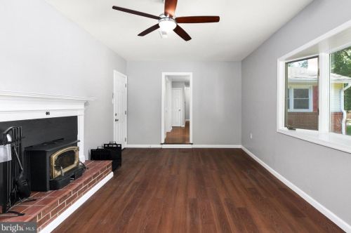 488 Fiddlers Grn, Dover DE  19904-4815 exterior