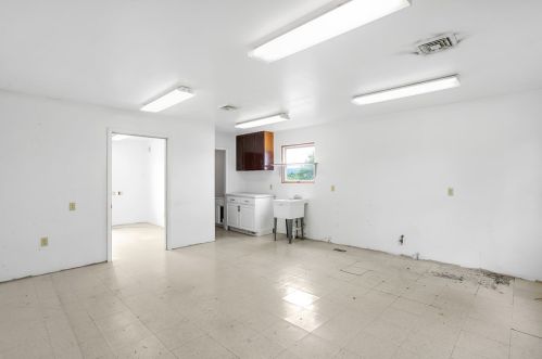 913 Main St, Latrobe PA  15650-1636 exterior