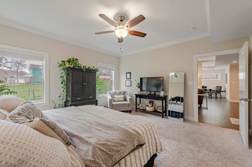 103 Elm St, Imperial PA  15126-1105 exterior