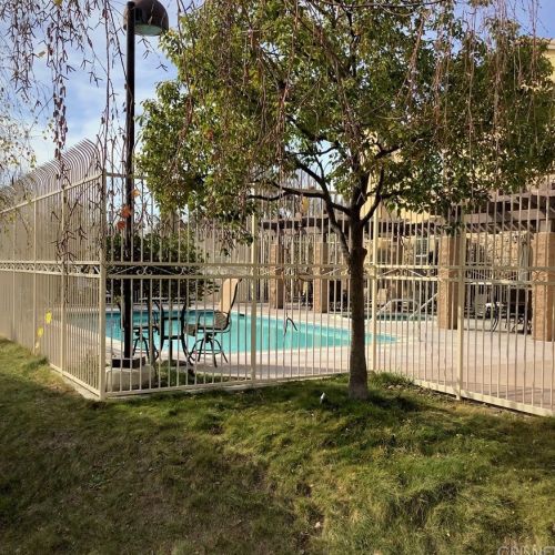 2239 Rolling River Ln, Simi Valley CA  93063-2973 exterior