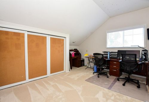 2300 Linwood Ave, Santa Rosa CA  95404-5611 exterior