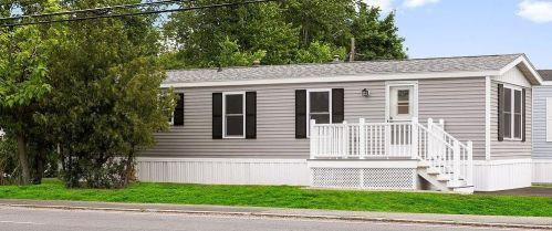 1 Brookwood Dr, Salem, NH 03079-3024