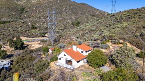 38735 San Francisquito Canyon Rd, Santa Clarita CA  91390-4911 exterior
