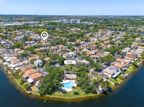 11728 12th St, Hollywood FL  33026-3841 exterior