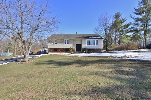 468 Ridge Rd, Camp Bell Hall, NY 10916-2604
