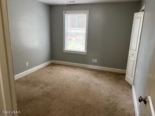 31 Wintergreen Dr, Beaufort SC  29906-8993 exterior