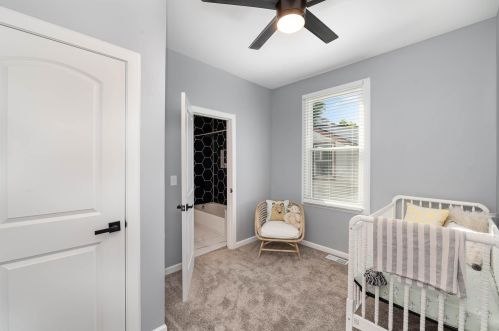 1253 Pike St, Covington KY  41011-2136 exterior