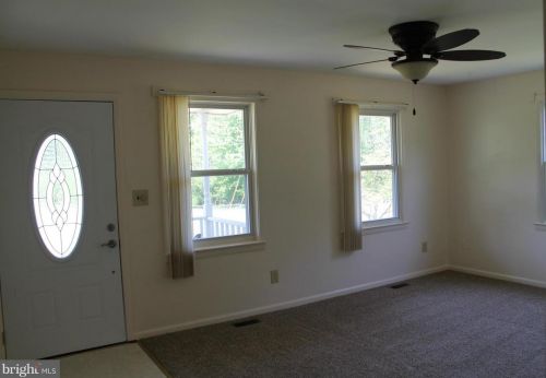 105 Lorenzo Dr, Fredericksburg, VA 22405-3632
