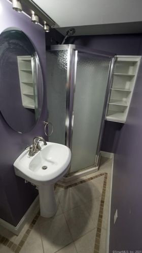 80 Perry St, Putnam CT  06260-2213 exterior