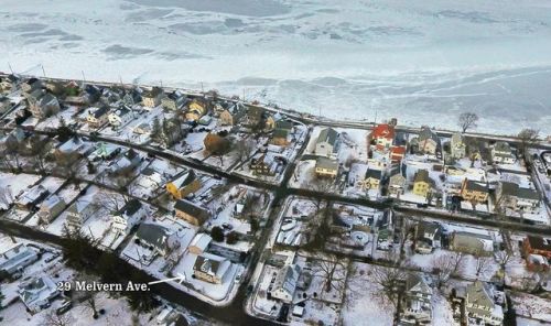 29 Malvern St, Quincy, MA 02169-2938