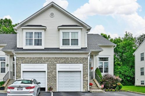 386 Preswicke Ml, Blacklick, OH 43004-8478