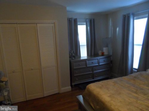 362 Mcclellan Ave, Trenton NJ 08610-6034 exterior