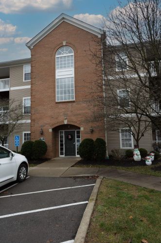 570 Ivy Ridge Dr, Newport, KY 41076-8844